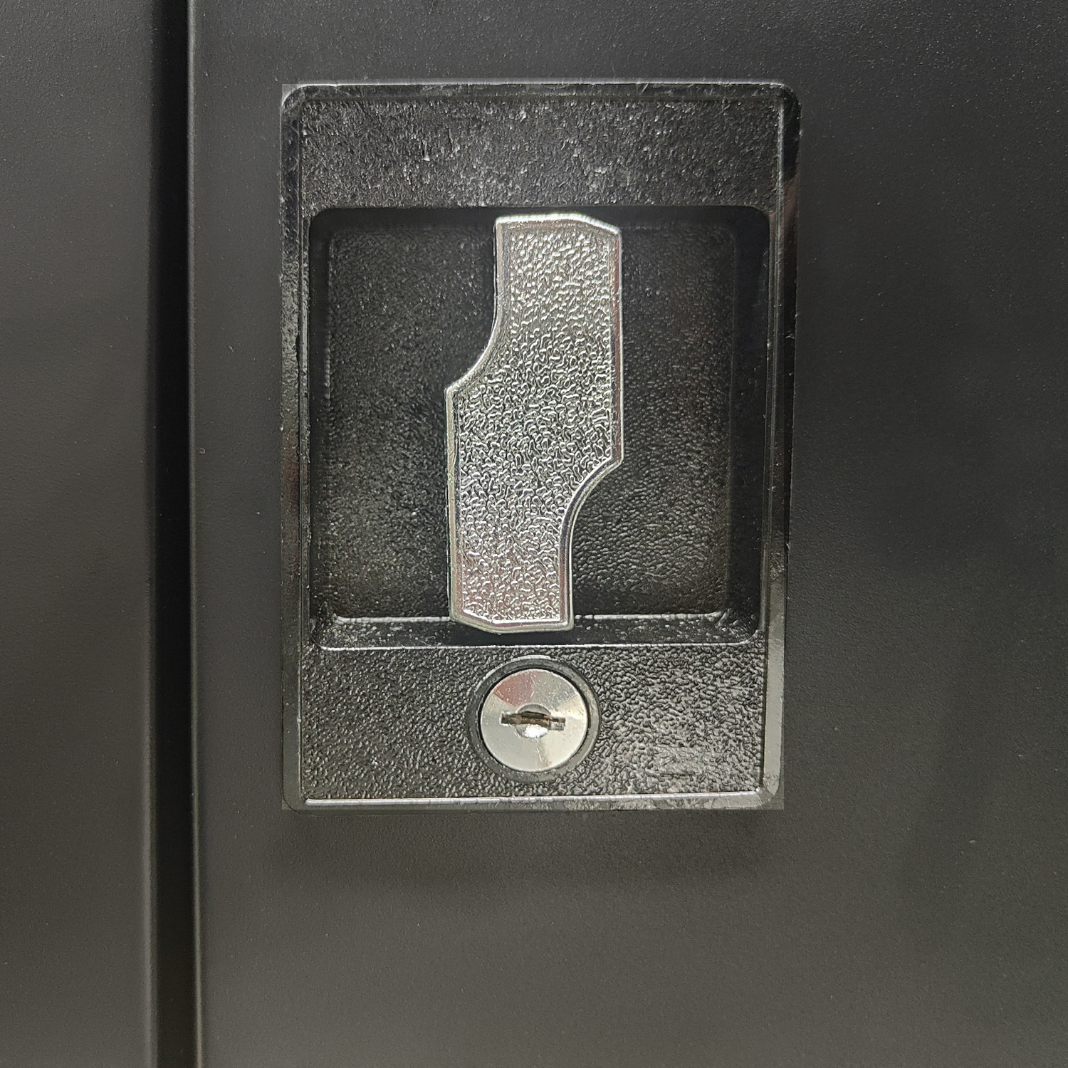 12-Device Charging Station For Laptops And Tablets, Charging Cart Charging Cabinet, Surge Protection For Classroom Or Office, Up To 17.3 Screen - Image 3